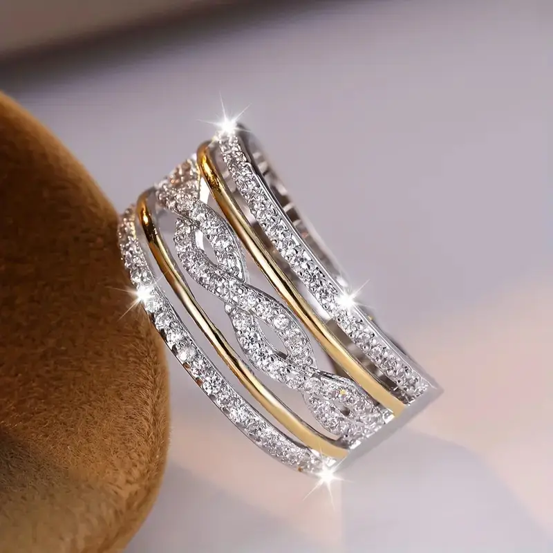 Anillo Trenzado Brillante con Circonita